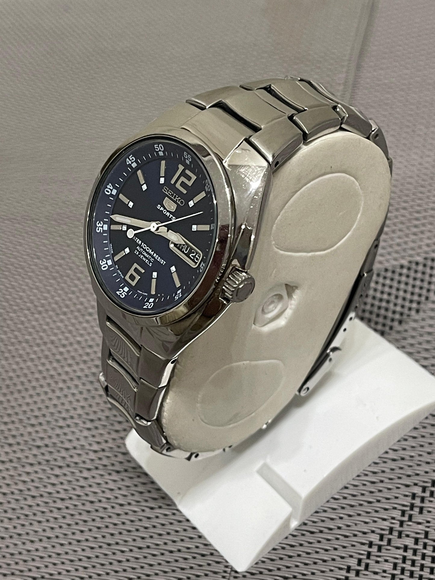 Seiko 5 Sports