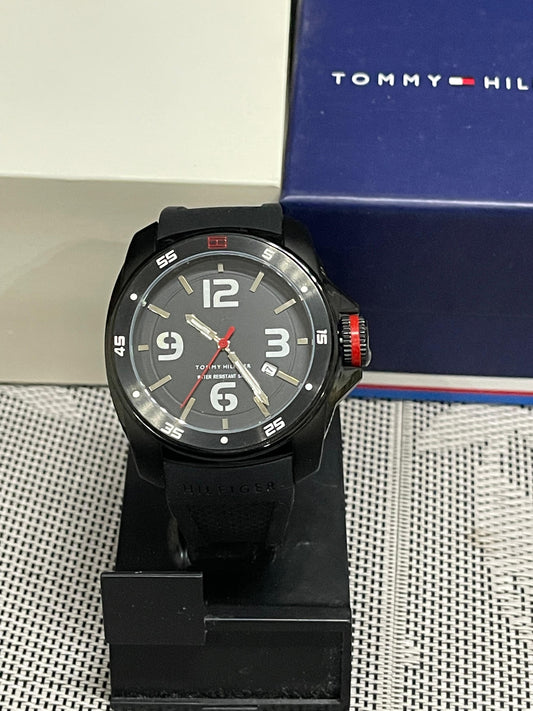 TOMMY HILFIGER - SPORTS WATCH