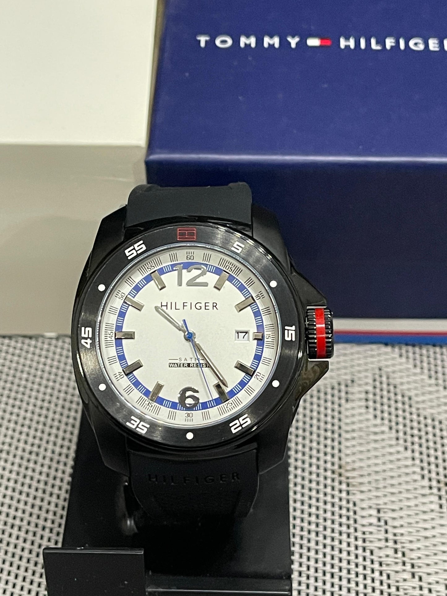 TOMMY HILFIGER - SPORTS WATCH