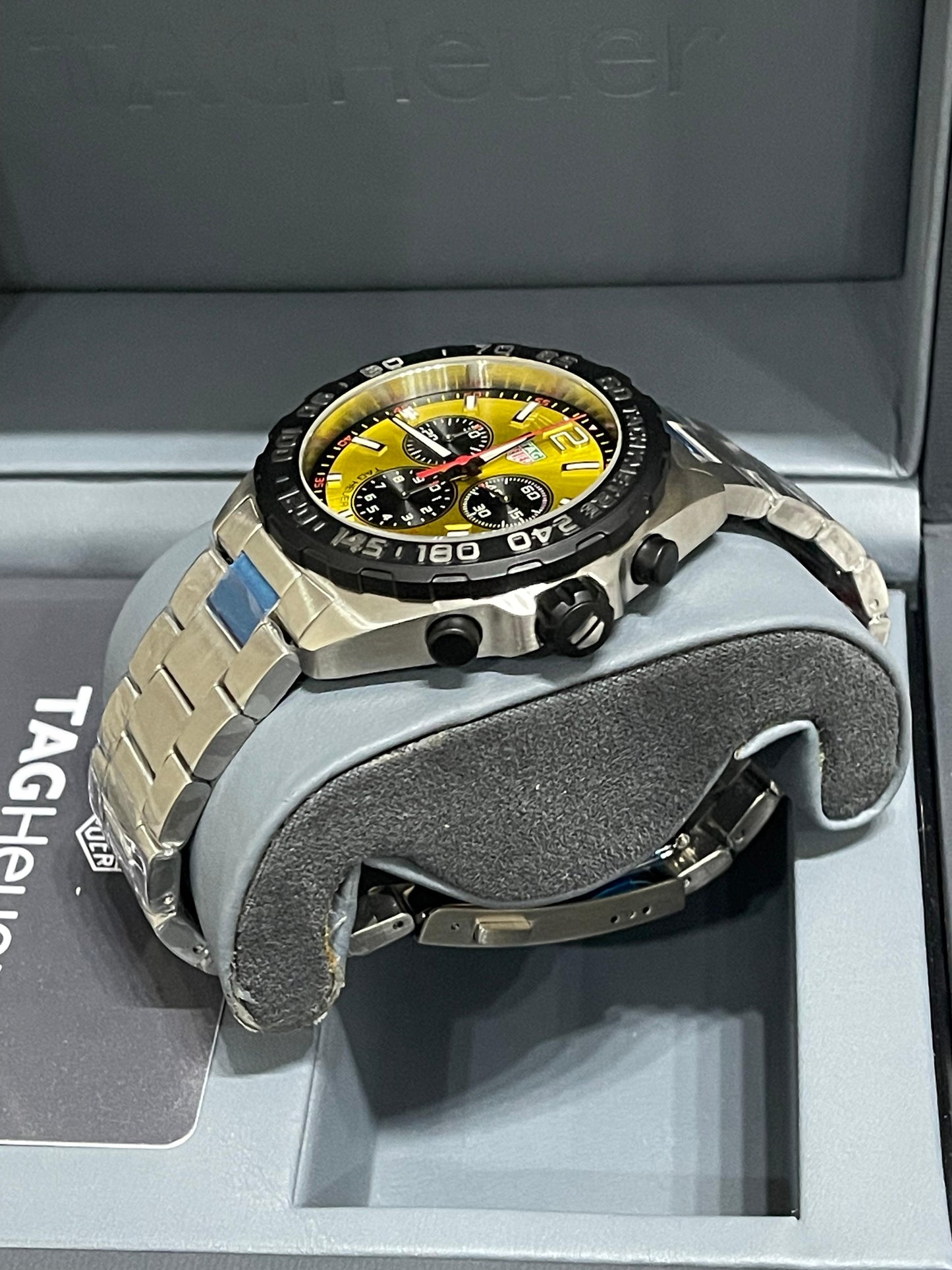 TAG HEUER FORMULA 1 - CAZ101AM.BA0842