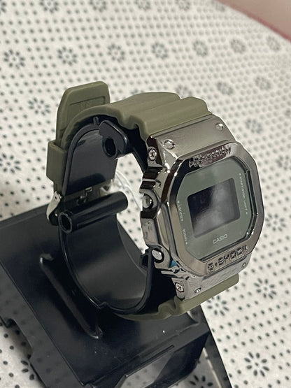 CASIO G-SHOCK - GM-5600B