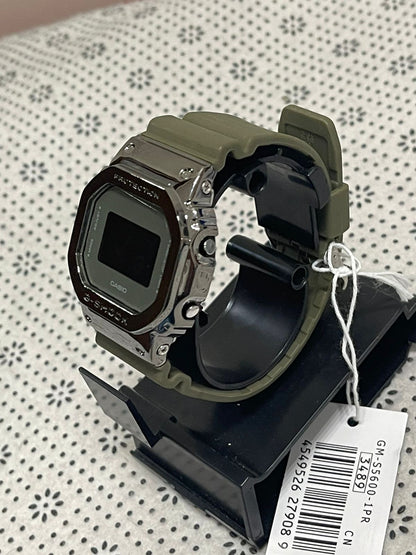 CASIO G-SHOCK - GM-5600B