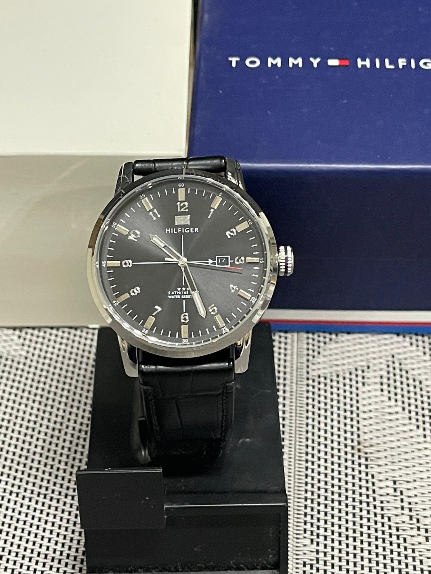 TOMMY HILFIGER - DRESS WATCH