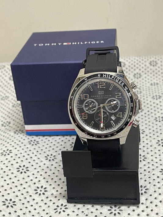 TOMMY HILFIGER - SPORTS WATCH