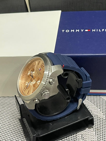 TOMMY HILFIGER - SPORTS WATCH