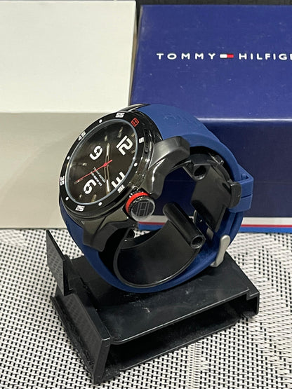 TOMMY HILFIGER - SPORTS WATCH