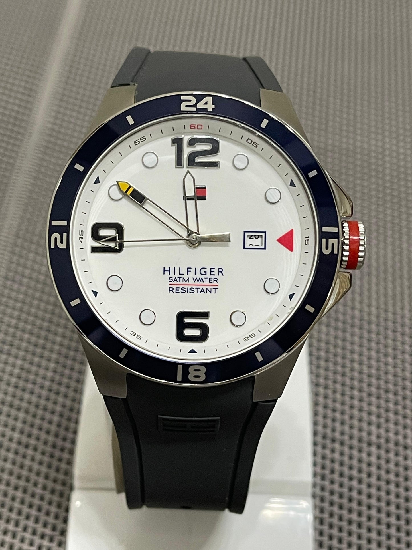 TOMMY HILFIGER - SPORTS WATCH